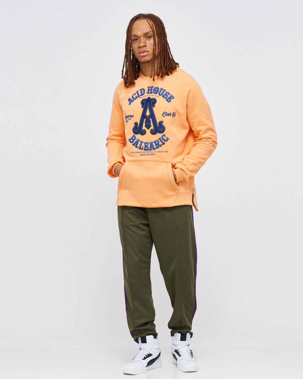 Pastel orange sweatshirt shop